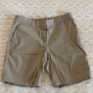 GAP Women's Khaki Shorts